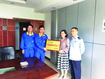 711b44ca260e5e1bf0da3e11dac4538e.jpg 2016061835373081.jpg