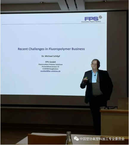 a6a46851b0eaeb8e3480bb44b851a686.jpg 13172ed25.jpg