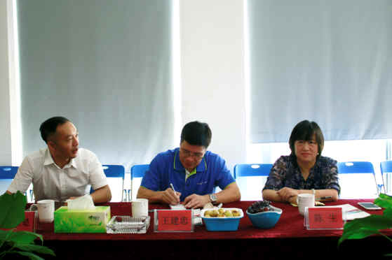 bcb2c26bd1511fa37fadd47459ba645e.jpg 1317221ser.jpg